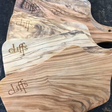 The Cliffs Hotel and Spa – Custom Engraved Wooden Cutting Boards